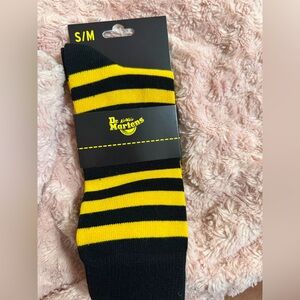 Dr. Martens Black and Yellow Striped Socks s/m 3-8 nwt